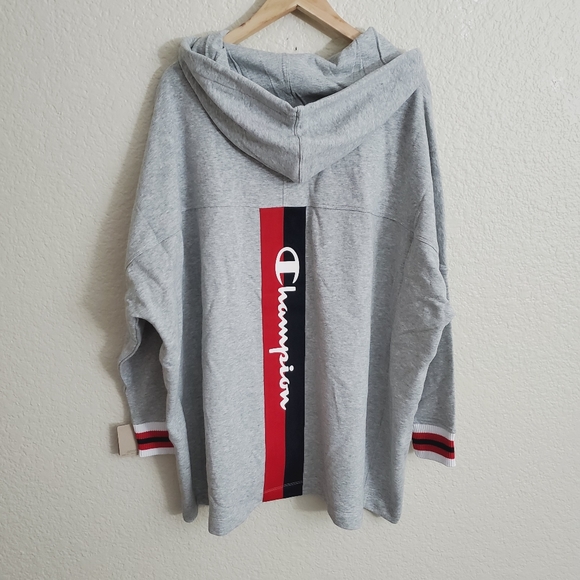 Champion - Picture 7 of 12